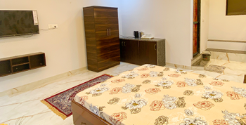 room4